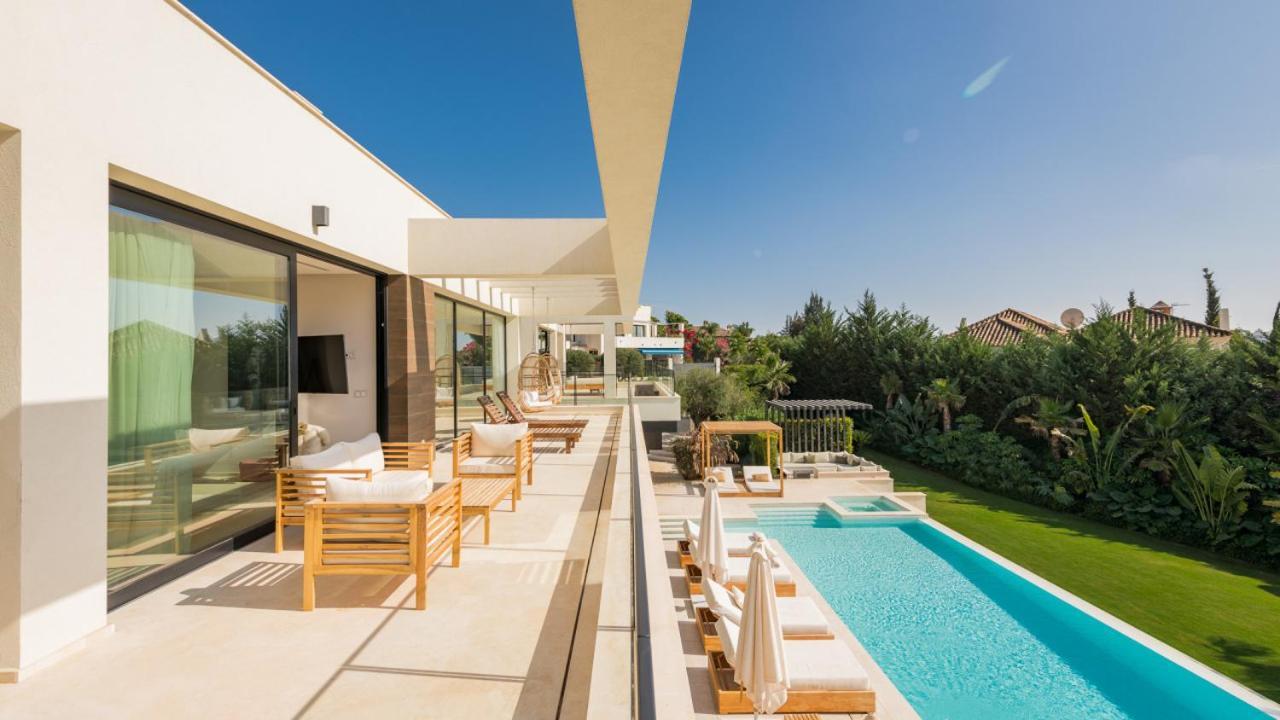 Marielle, Nueva Andalucia, * Marbella